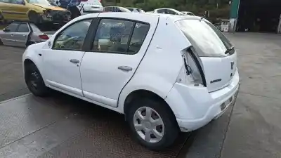 Veicolo di demolizione dacia sandero ambiance dell'anno 2012 alimentato k9k e8
