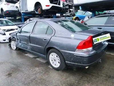 Veículo de Sucata volvo s60 berlina 2.4 diesel do ano 2005 alimentado d5244t2