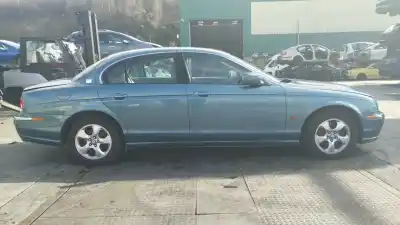 Scrapping Vehicle jaguar s-type 3.0 v6 24v cat of the year 2001 powered ajv6