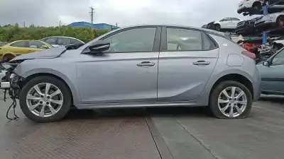 Veicolo di demolizione opel corsa f design & tech dell'anno 2021 alimentato hn05