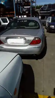 Sloopvoertuig jaguar s-type 3.0 v6 24v cat van het jaar 2000 aangedreven 