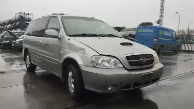 Vehicul casat kia carnival ii 2.9 cdri ex al anului 2005 alimentat j3