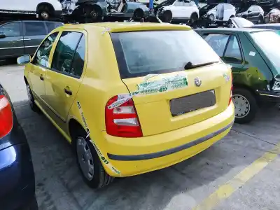 Здавання транспортного засобу SKODA FABIA (6Y2/6Y3) Classic року 2002 потужний AZF
