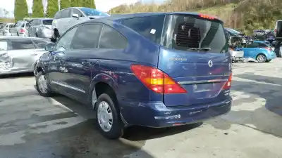 Здавання транспортного засобу ssangyong rodius xdi року 2011 потужний d27a