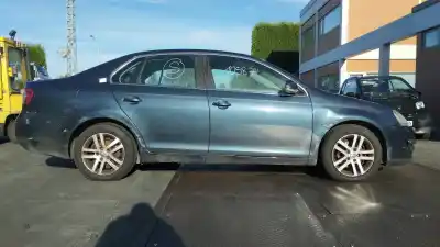 Утилизация автомобиля VOLKSWAGEN JETTA (1K2) Advance года 2007 питание BXE