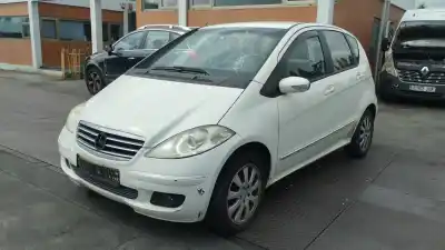 Sloopvoertuig mercedes                                           clase a (w169)                                                                                                                                                                                                                                             a 200 cdi a-edition                                                                                                                                                                                                                                        van het jaar 2006 aangedreven om640941