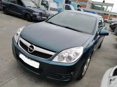 Veículo de Sucata OPEL VECTRA C BERLINA Elegance do ano 2007 alimentado Z19DT