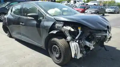 Scrapping Vehicle renault clio iv authentique of the year 2014 powered d4f d7