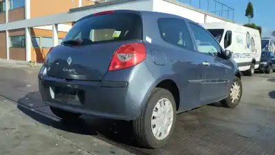 Здавання транспортного засобу renault clio iii emotion року 2009 потужний d4f d7