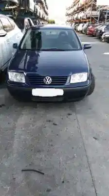 Здавання транспортного засобу VOLKSWAGEN BORA BERLINA (1J2) Conceptline року 2000 потужний AKL