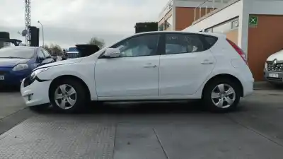 Veículo de Sucata HYUNDAI I30 Comfort do ano 2009 alimentado G4FA