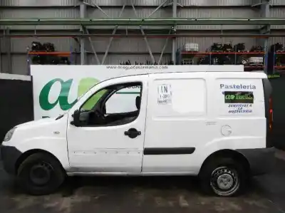 Veicolo di demolizione FIAT DOBLO MONOSPACE (119_, 223_) 1.3 JTD dell'anno 2006 alimentato 199A2000