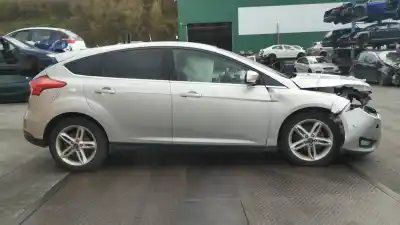 Vehículo de desguace FORD FOCUS TURN. Titanium del año 2016 con motor XWDA