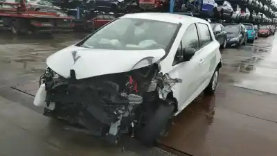 Veículo de Sucata renault zoe bose do ano 2018 alimentado 5am b4