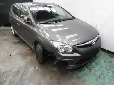Vehicul casat hyundai i30 comfort al anului 2011 alimentat 