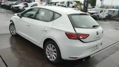 Здавання транспортного засобу seat leon (5f1) style року 2013 потужний cmba