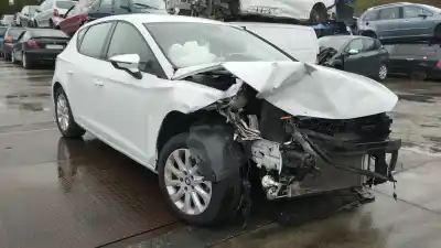 Здавання транспортного засобу seat leon (5f1) style року 2013 потужний cmba