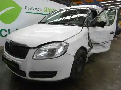 Veículo de Sucata skoda roomster (5j7) praktik do ano 2009 alimentado bnm