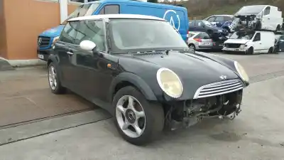 Vehicul casat bmw mini (r50,r53) cooper al anului 2004 alimentat w10b16a