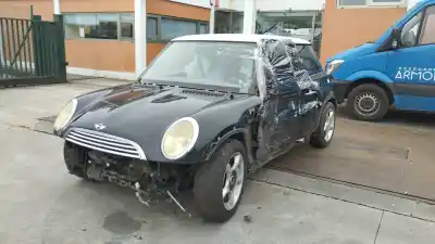 Vehicul casat bmw mini (r50,r53) cooper al anului 2004 alimentat w10b16a