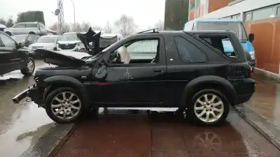 Scrapping Vehicle LAND ROVER FREELANDER E of the year 2004 powered 204D3