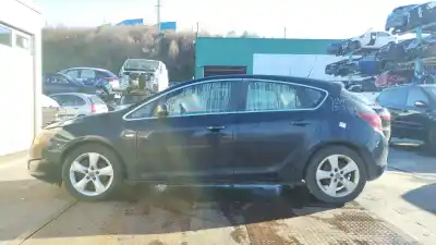 Здавання транспортного засобу opel astra j lim. cosmo року 2010 потужний a17dtr