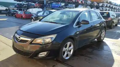 Здавання транспортного засобу opel astra j lim. cosmo року 2010 потужний a17dtr