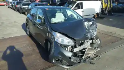 Veículo de Sucata peugeot 208 style do ano 2017 alimentado hm01