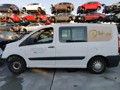 Veículo de Sucata peugeot expert kasten furg. do ano 2008 alimentado rhk