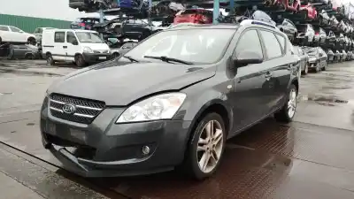 Scrapping Vehicle kia cee´d emotion of the year 2008 powered d4eaf