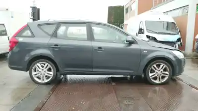 Scrapping Vehicle kia cee´d emotion of the year 2008 powered d4eaf