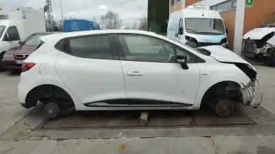 Veicolo di demolizione renault clio iv limited dell'anno 2015 alimentato k9ke6