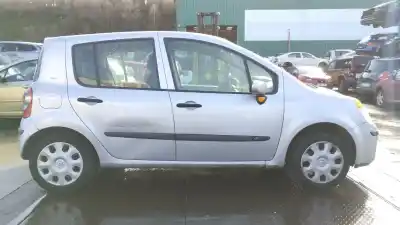 Scrapping Vehicle renault modus / grand modus (f/jp0_) 1.5 dci (fp0f, jp0f) of the year 2006 powered k9k 760,k9k 766,k9k 772