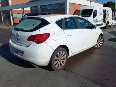 Здавання транспортного засобу opel astra j lim. enjoy року 2010 потужний a17dtr