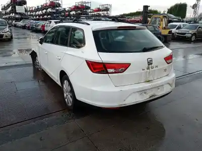 Veicolo di demolizione seat leon st (5f8) 1.6 tdi dell'anno 2015 alimentato clhb,cxxa,ddyb