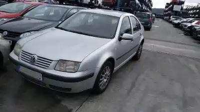Здавання транспортного засобу VOLKSWAGEN BORA BERLINA (1J2) Conceptline року 2003 потужний BCB