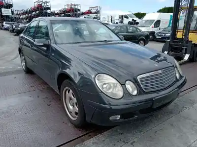 Véhicule à la ferraille mercedes                                           clase e (w211) berlina                                                                                                                                                                                                                                     e 270 cdi (211.016)                                                                                                                                                                                                                                        de l'année 2004 alimenté 647961