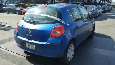 Veicolo di demolizione renault clio iii 1.5 dci diesel dell'anno 2007 alimentato k9k714