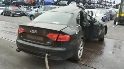 Veículo de Sucata audi a4 berlina (b8) básico do ano 2011 alimentado cdnb