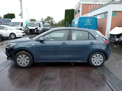 Здавання транспортного засобу KIA RIO (YB) Attract року 2017 потужний G4LA