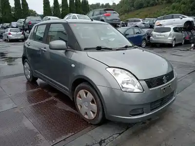 Veicolo di demolizione suzuki swift berlina (mz) gl dell'anno 2005 alimentato m13a