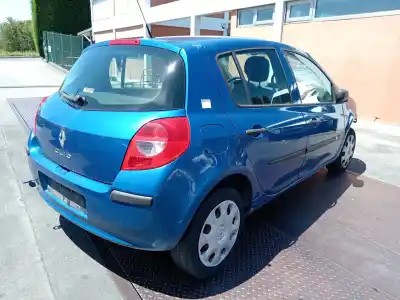 Veículo de Sucata renault clio iii exception do ano 2008 alimentado d4f740