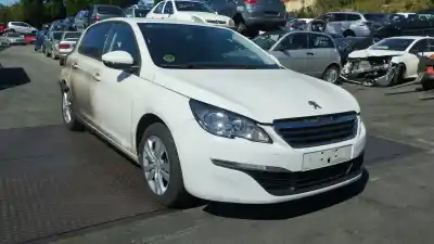 Veículo de Sucata peugeot 308 access do ano 2014 alimentado 9h06