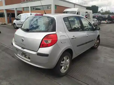 Veículo de Sucata renault clio iii emotion do ano 2006 alimentado k4j g7