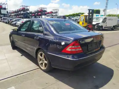 Sloopvoertuig mercedes                                           clase c (w203) berlina                                                                                                                                                                                                                                     270 cdi (203.016)                                                                                                                                                                                                                                          van het jaar 2005 aangedreven om612962