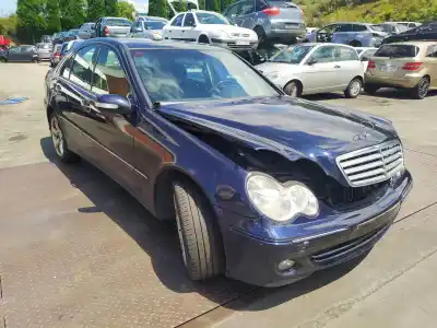 Sloopvoertuig mercedes                                           clase c (w203) berlina                                                                                                                                                                                                                                     270 cdi (203.016)                                                                                                                                                                                                                                          van het jaar 2005 aangedreven om612962