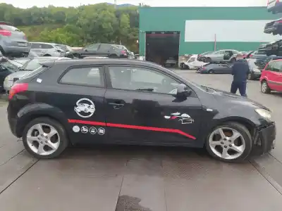 Veículo de Sucata kia cee´d emotion do ano 2008 alimentado d4eaf