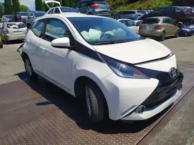 Veículo de Sucata toyota aygo x-cite do ano 2017 alimentado 1kr