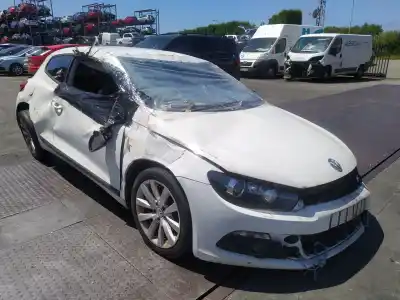 Veículo de Sucata volkswagen scirocco (137) 2.0 tdi (103kw) do ano 2009 alimentado cbd