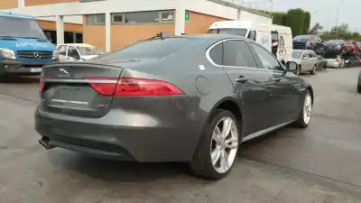 Scrapping Vehicle jaguar xf r-sport awd of the year 2017 powered 204dtd